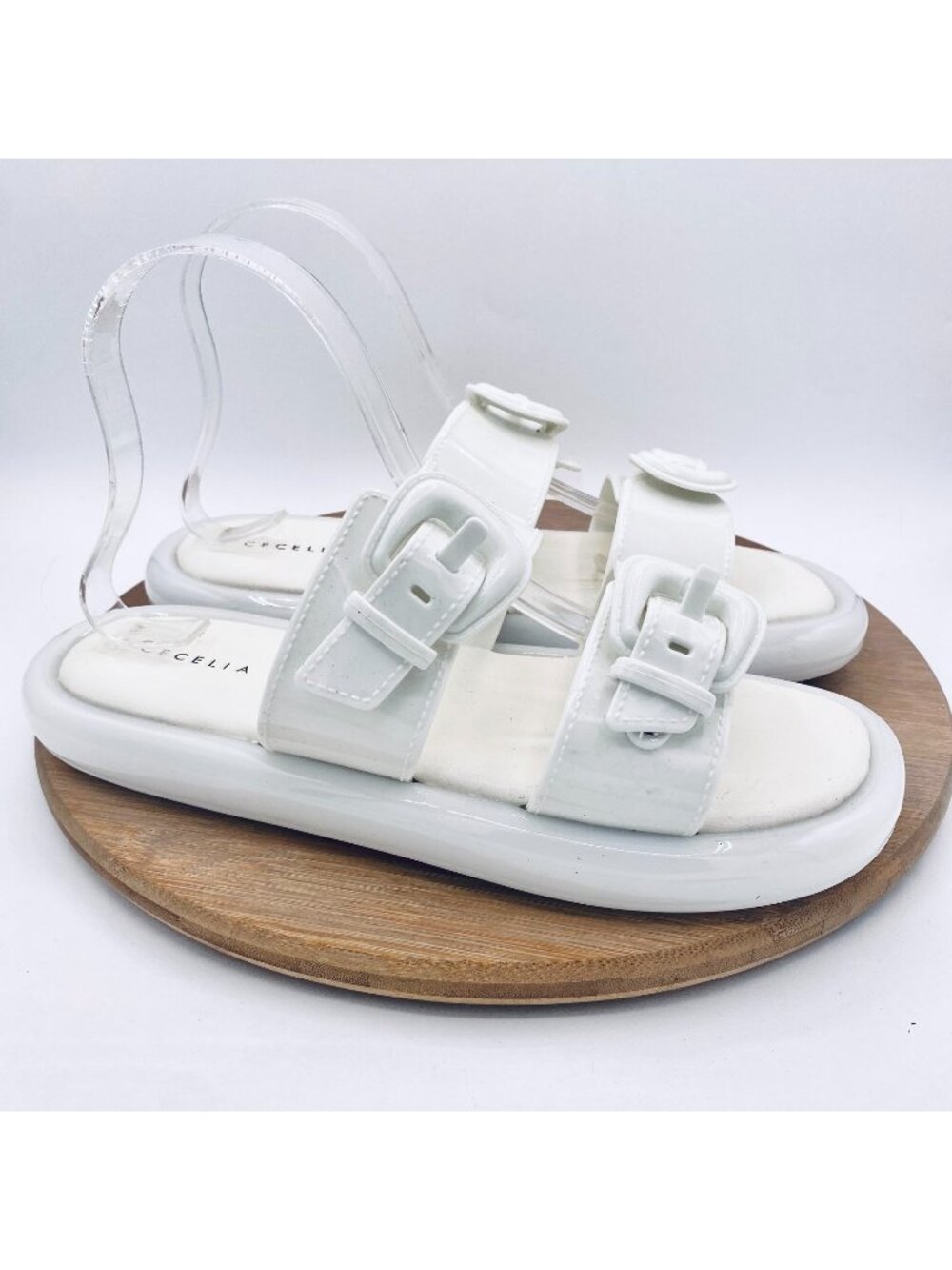 Cecelia New York Shoes Womens 10 White Rubber Double Strap Jump Sandals